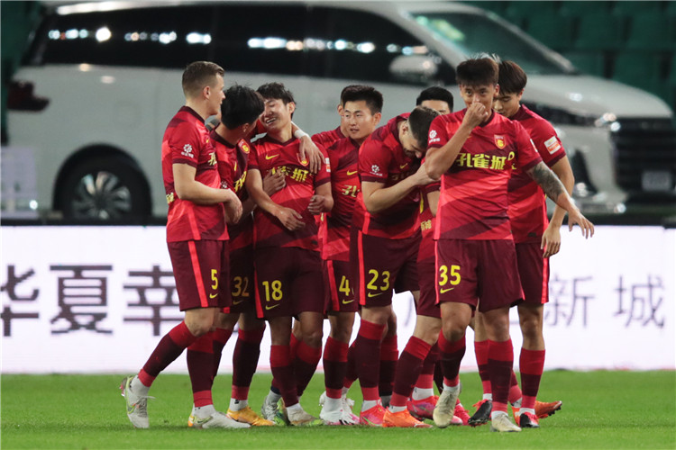 疑与短传